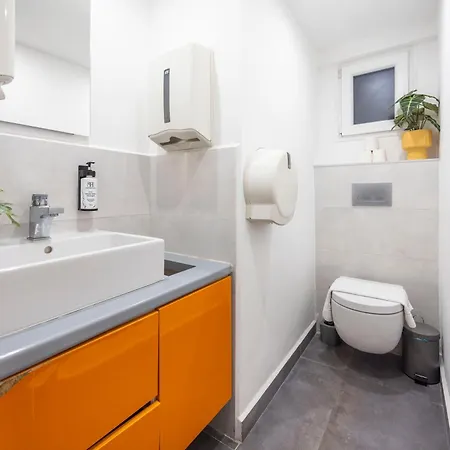 Charming E24 Grand Next To The Andrassy Fashion St Appartamento Budapest