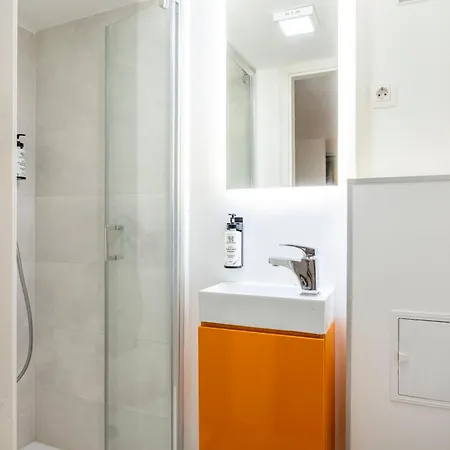 Appartamento Charming E24 Grand Next To The Andrassy Fashion St *