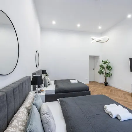 Charming E24 Grand Next To The Andrassy Fashion St Appartamento *