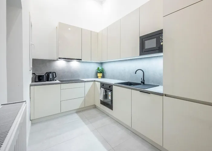 Apartament Charming E24 Grand Next To The Andrassy Fashion St